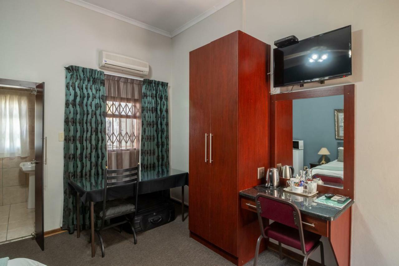 Lala Dene Lodge Bloemfontein Luaran gambar